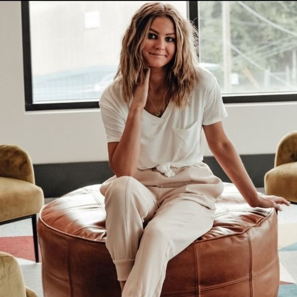 💐”V-Neck" T-Shirt w/ Pocket💐OLIVE color - Picture 5 of 7